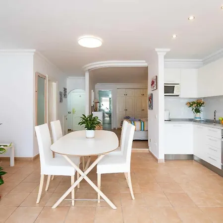 Vistas Al Teide Ii Piscina Climatizada 39 *